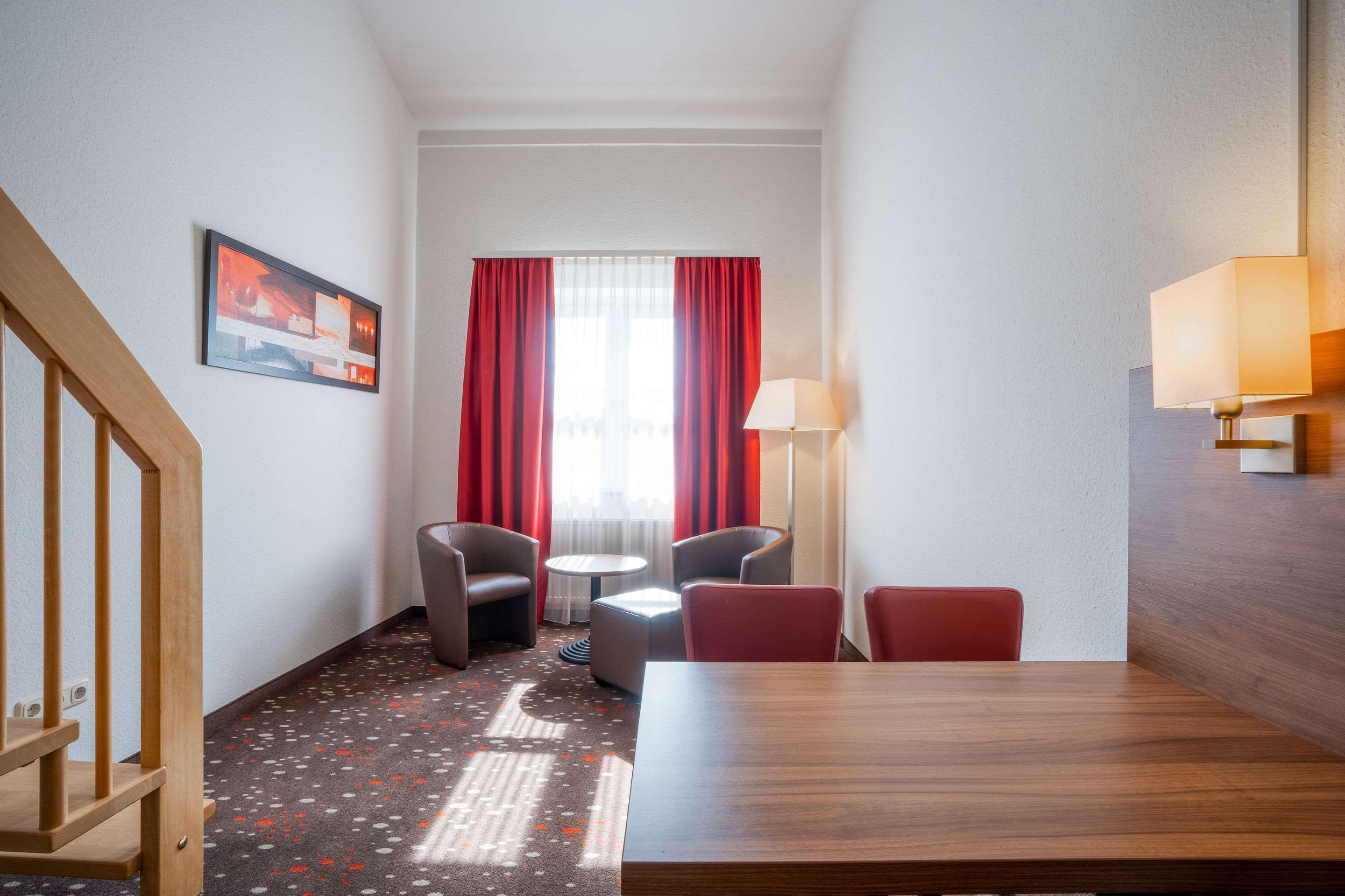 Quality Hotel Erlangen Garni Экстерьер фото